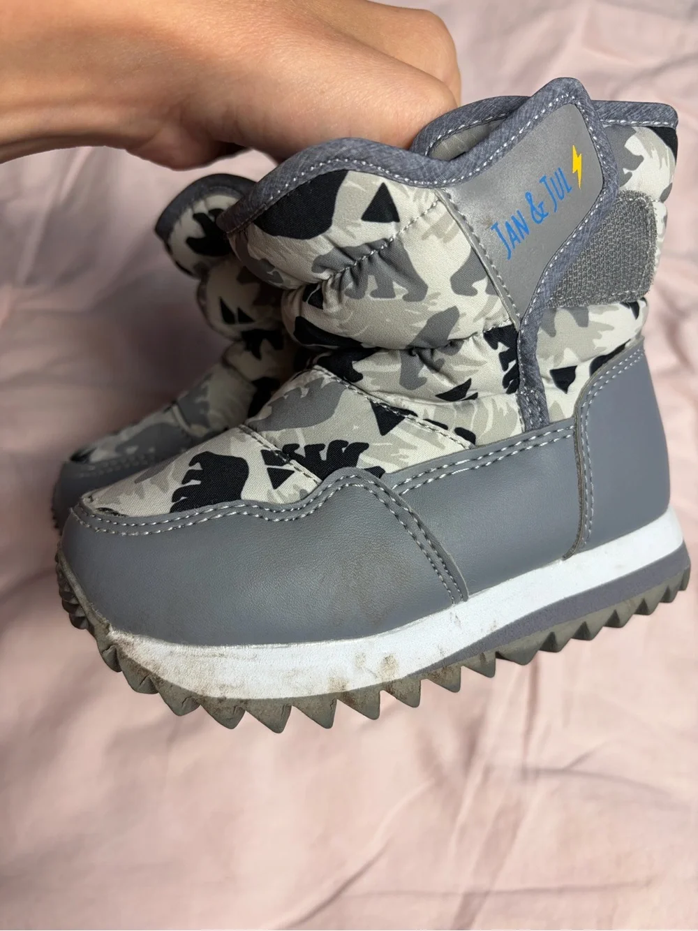 Jan and jul winter boots size 6.5